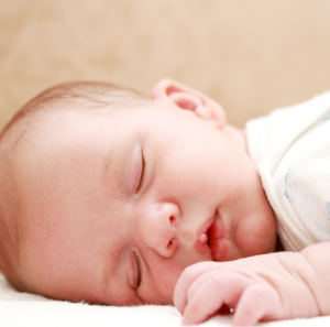baby-schlaeft